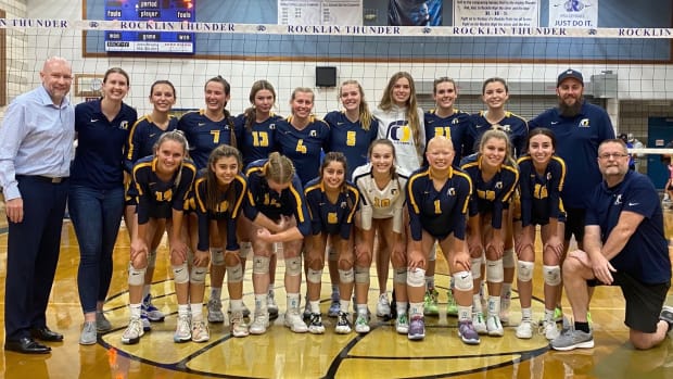 Oak Ridge-El Dorado Hills girls VB team courtesy of Oak Ridge athletics Sept. 30 2022